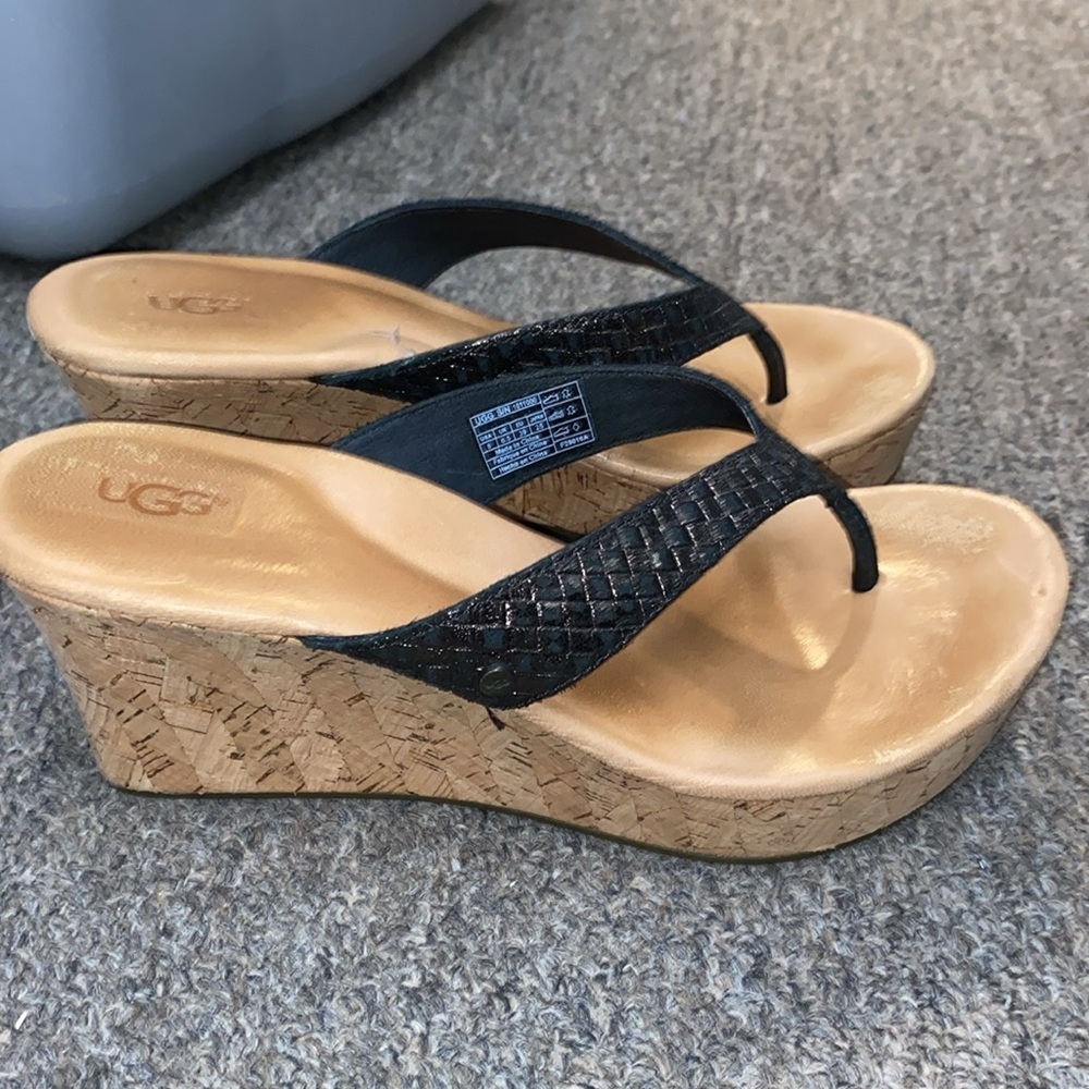 UGG Black and Tan Wedge Sandals - Picture 4 of 5